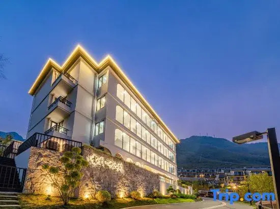 Yunman 16 (Anji Yunshang Grassland Panda Tribe Adventure Park)