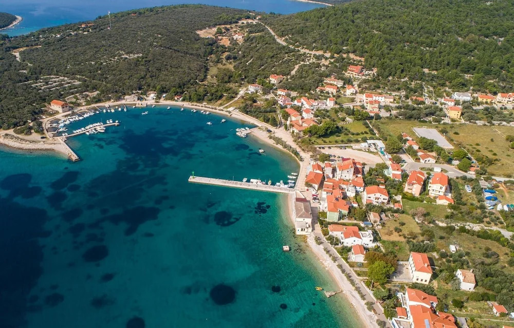 Amazing Home in Martinscica With Wifi and 3 Bedrooms