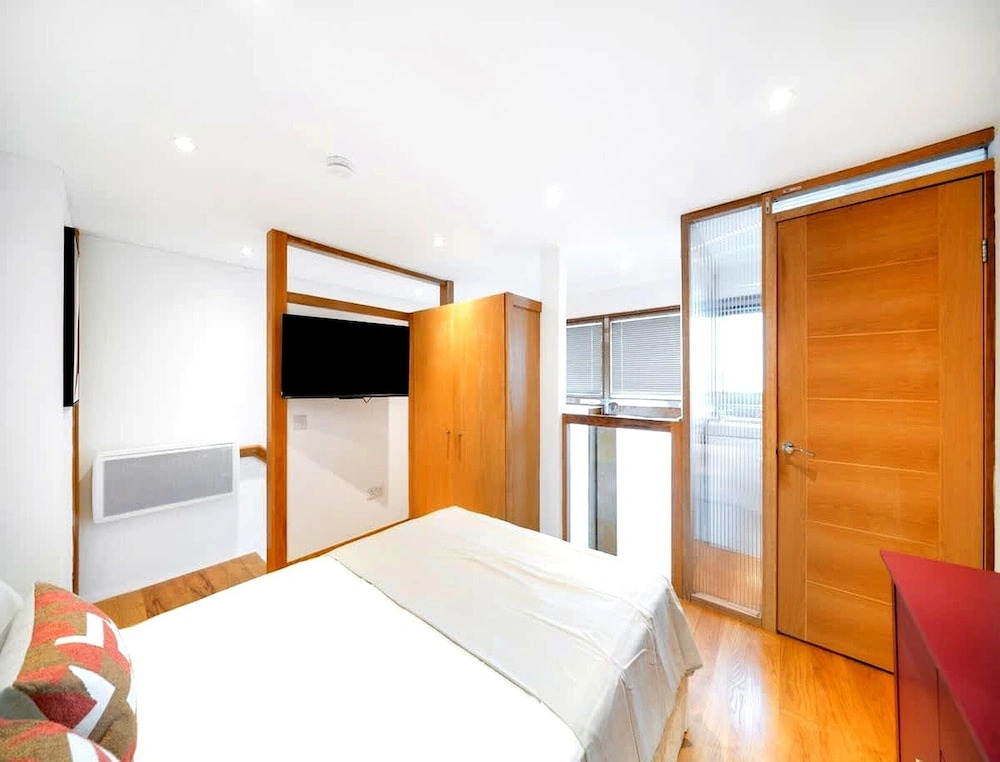 Stylish Duplex Apartment in Fulham