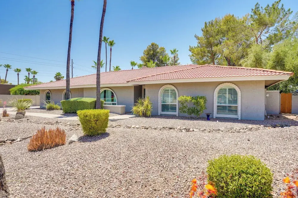 Pool, Hot Tub: Family-friendly Scottsdale Home!