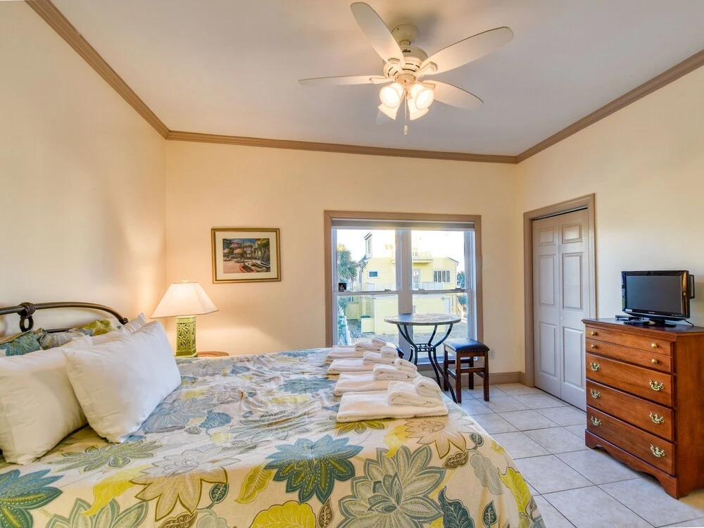 Inlet Indulgence - 5 Br Home