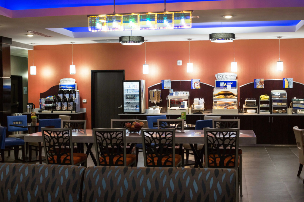 Holiday Inn Exp Stes OKC SE by IHG
