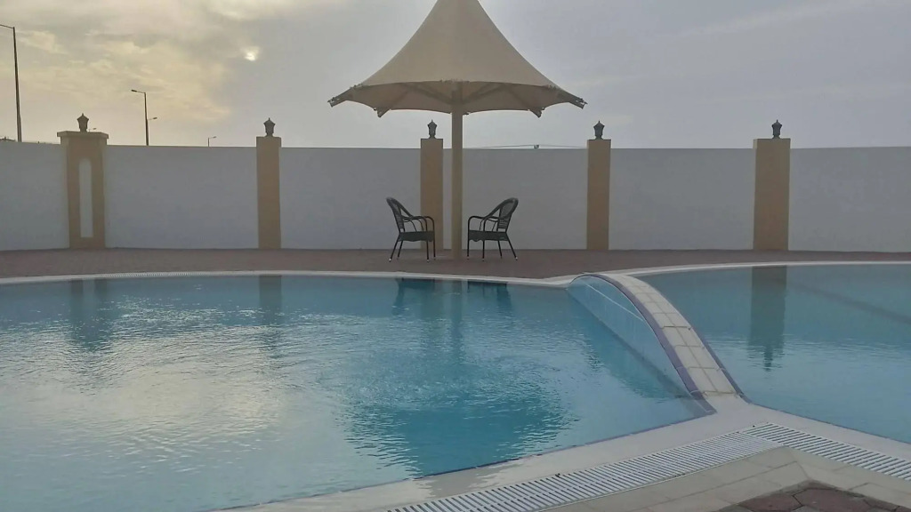 Remas Hotel Suites - Al Khoudh, Seeb, Muscat