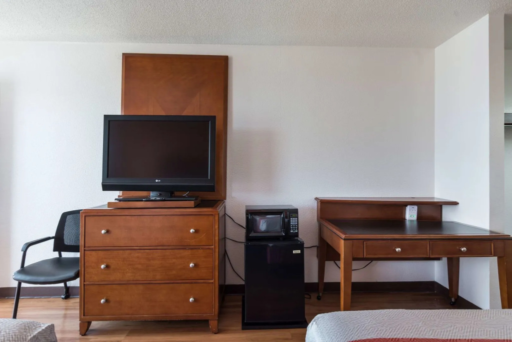 Motel 6-Van Buren, AR I- 40