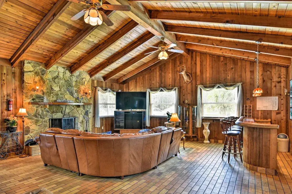 Sandford Vacation Rental Near Airport & Lake!