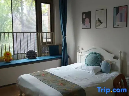 Zebra Residence (Ping'an Branch), Shanghai