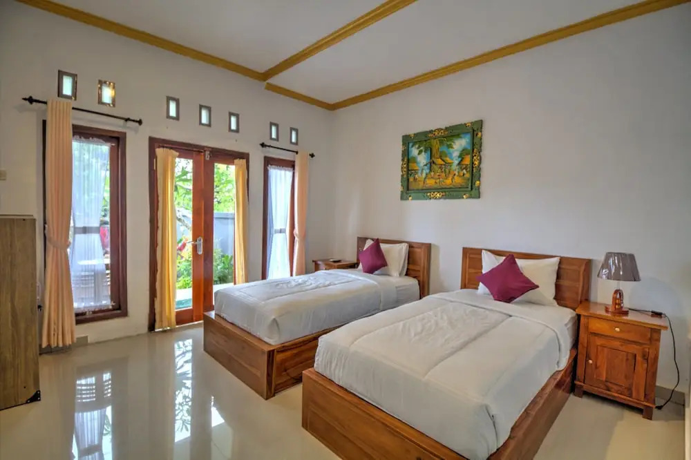Ary's Guest House