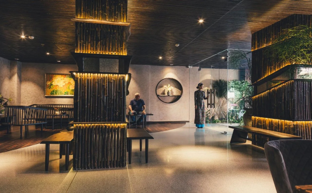 Cochin Zen Hotel