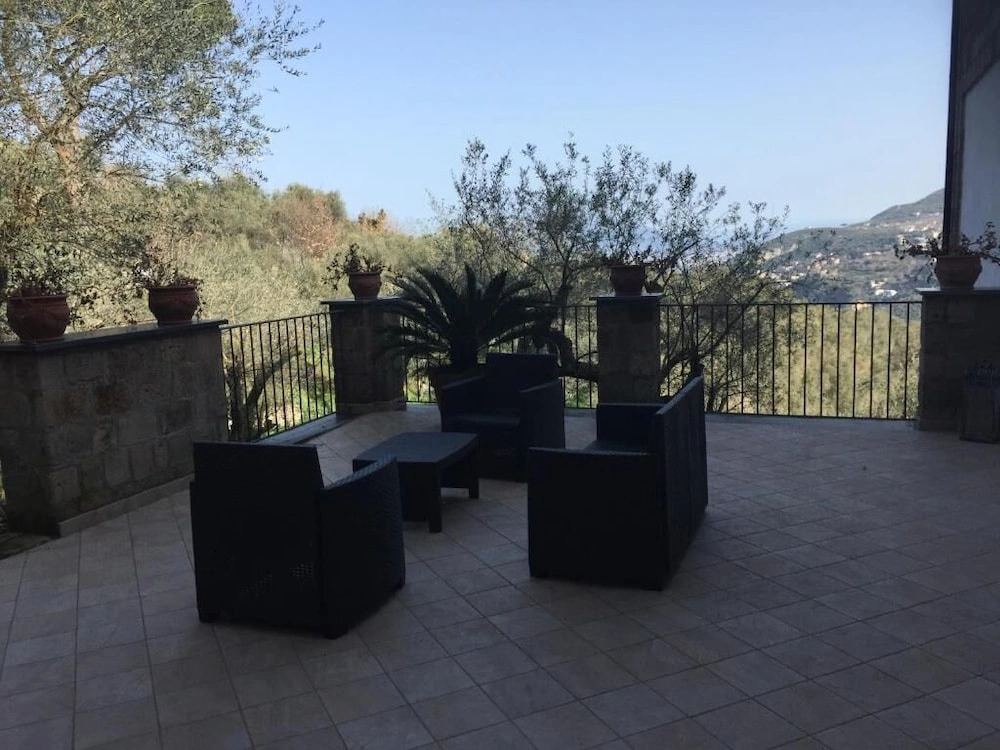 De Vivo Realty - Il Casale del Mirto
