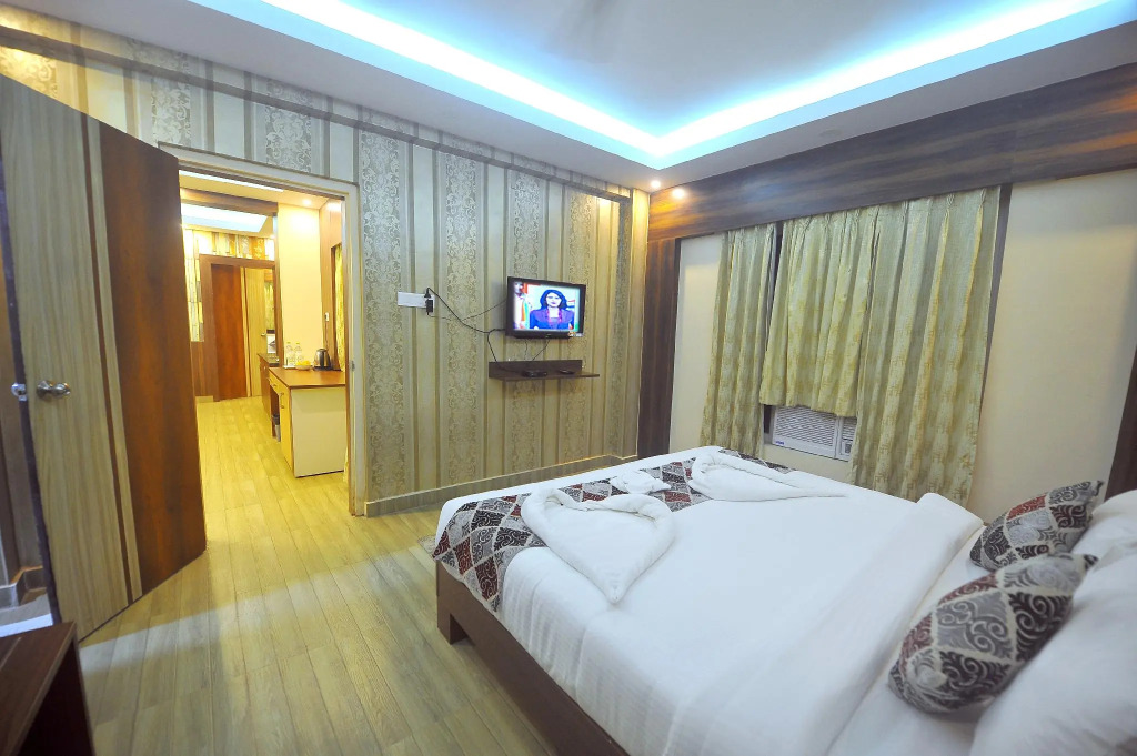 Pipul Hotels & Resorts