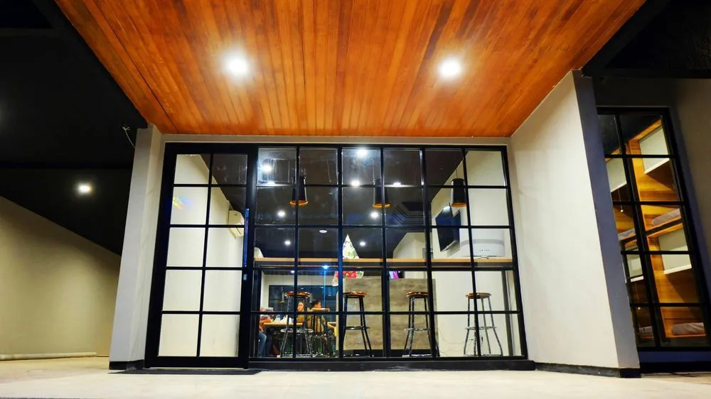 ZEN Hostel Gubeng Station 2