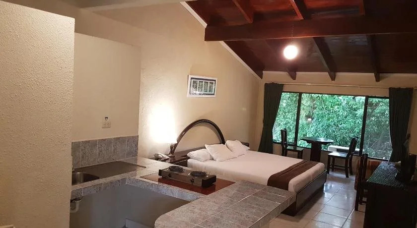Hotel MarBrissa