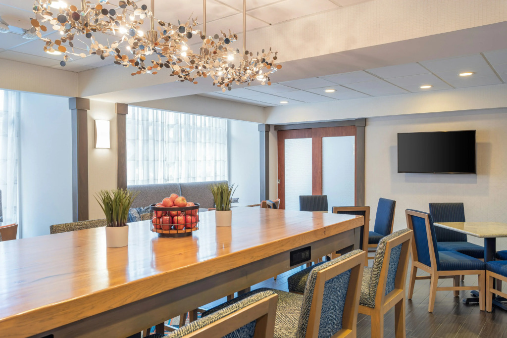 Hampton Inn Akron-South