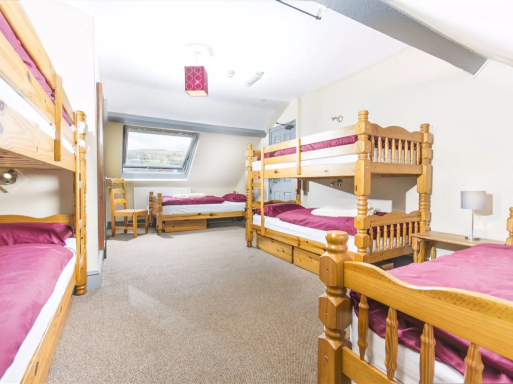 Llangollen Hostel - The Whole Bedroom - Self Catering Facilities