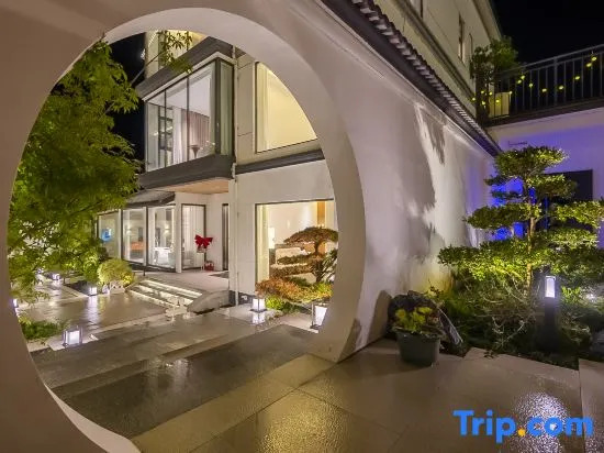 Zizi Guanlan Home stay (the Taihu Lake Xishan Island Store)