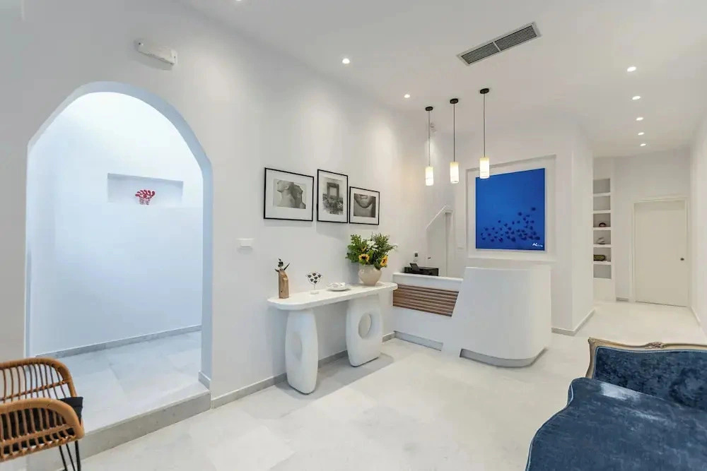 BlueArt Suites