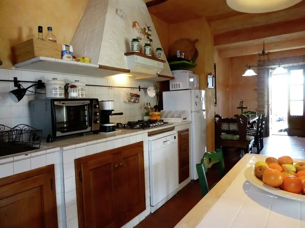 Tranquil Villa in San Romano di Garfagnana with Hot Tub