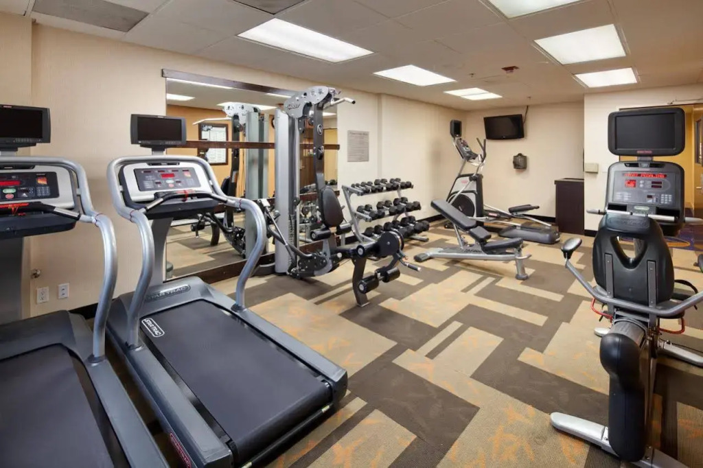 Courtyard by Marriott Baldwin Park