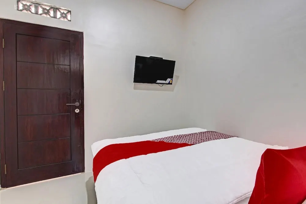 Hotel O Griya Putih