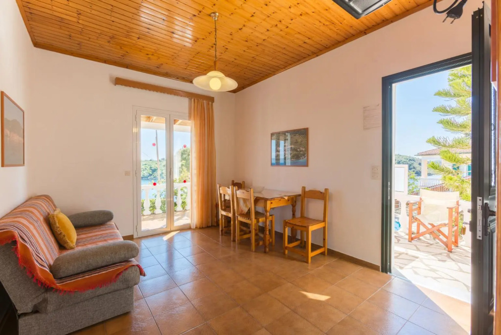 Dolphin Villa 1