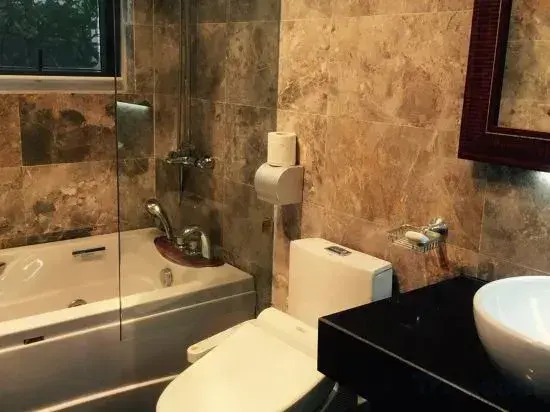 Large Alaya Apartment Cau Giay
