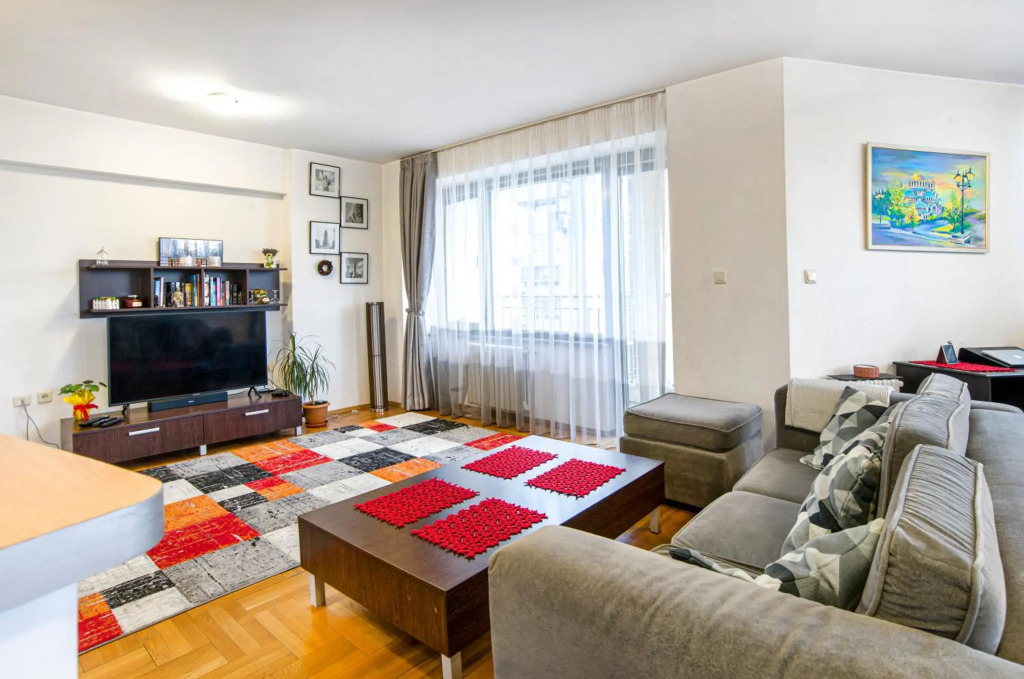 Big 2-Bedroom Apt - Each Stay Triggers Donation to Non-Profit Organisation