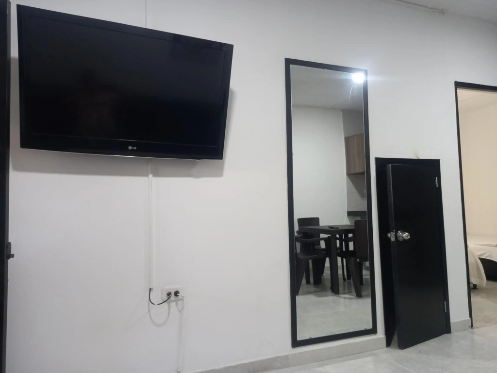101 SANTYS HOUSE MELGAR apartamento amoblado para 6 personas
