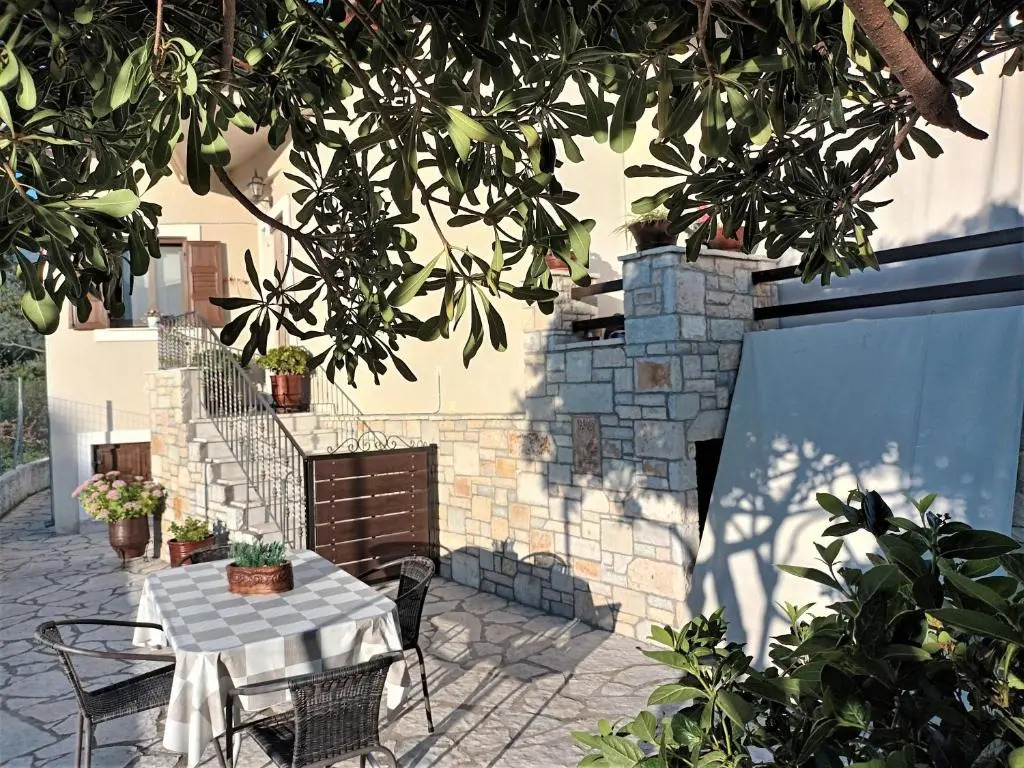 ZENIA Pelion garden house