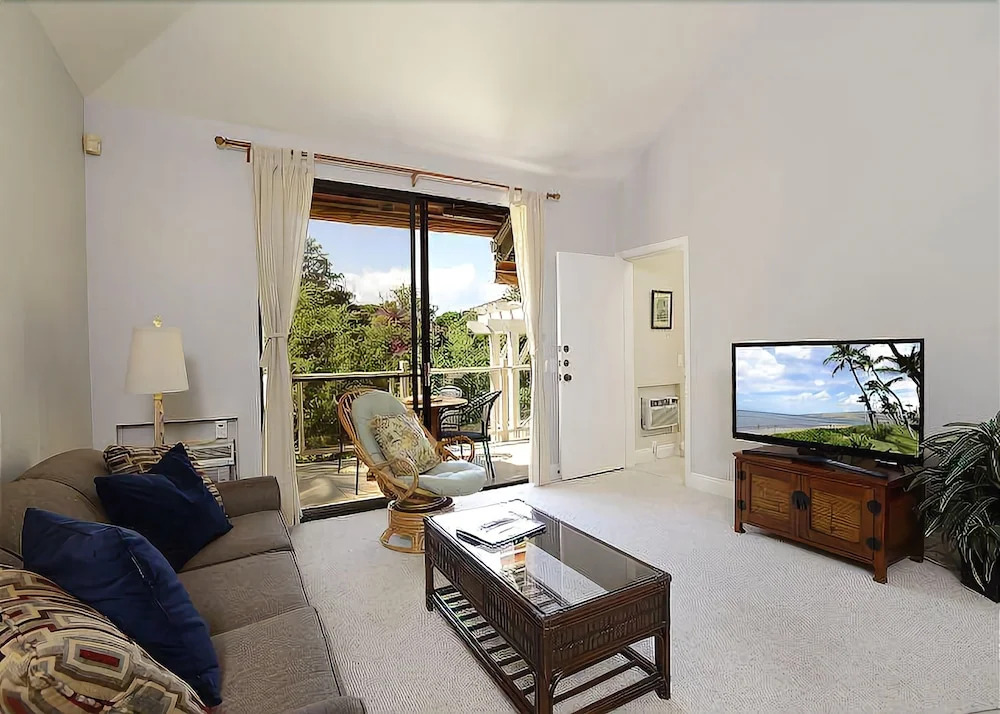 Grand Champions 8 - Two Bedroom Condo