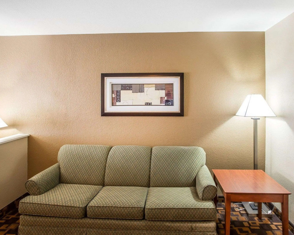 Quality Inn & Suites Mt. Juliet