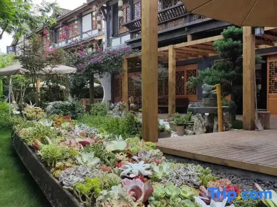 Leshan Meet Courtyard Hotel (Leshan Giant Buddha)
