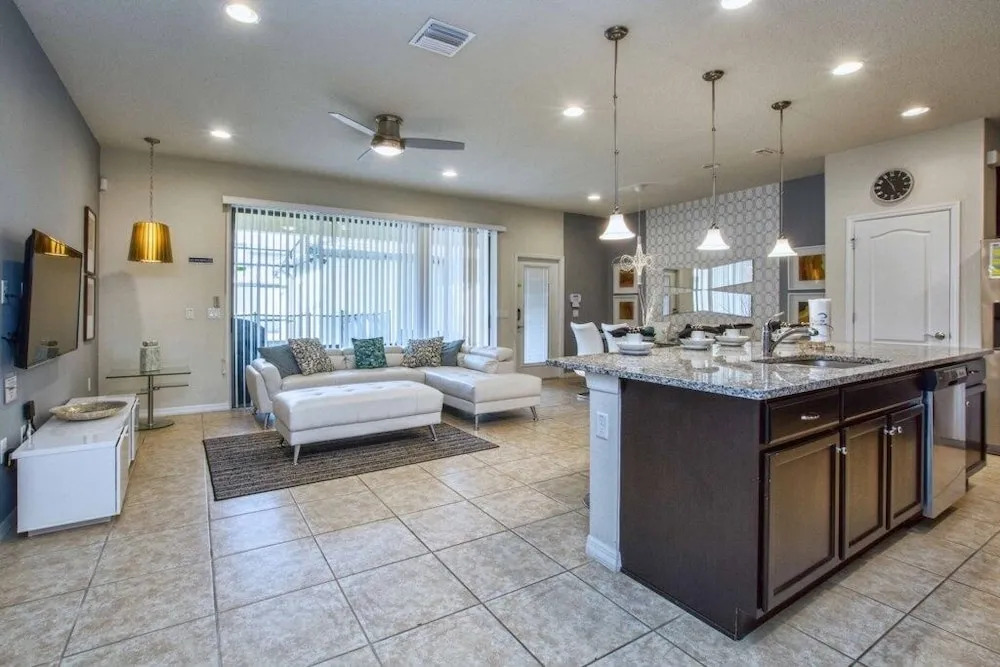 Windsor-4 Bed Townhouse w/splashpool-3805WW