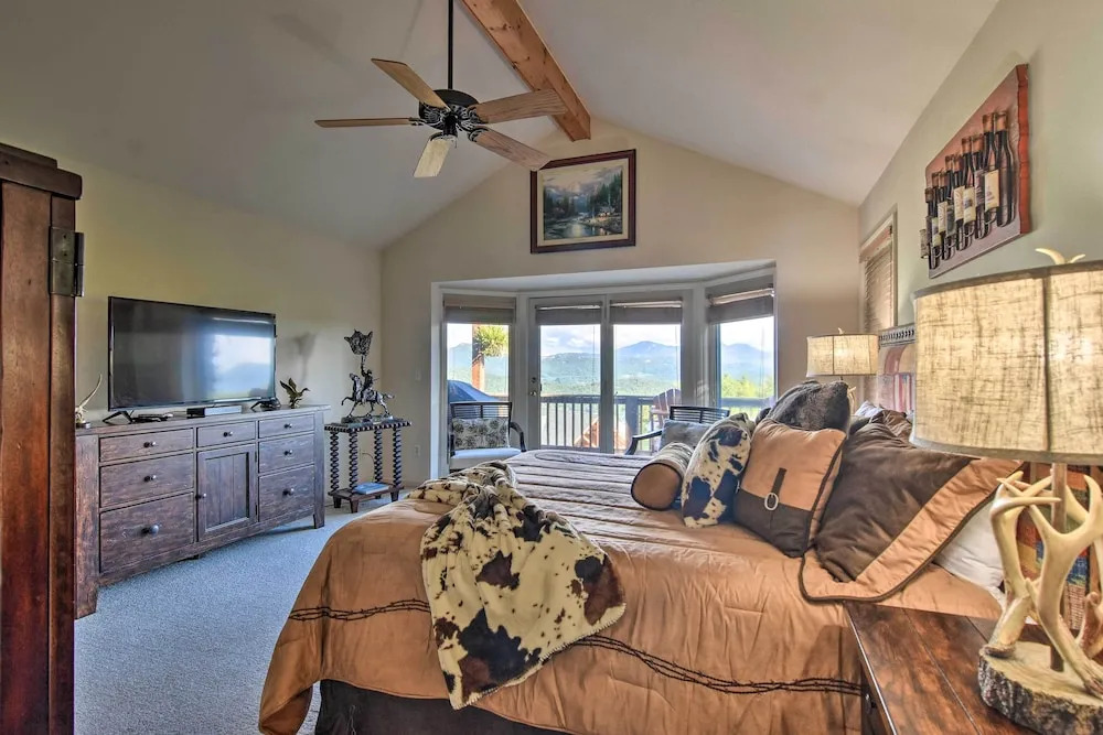 'high Gravity' Banner Elk Custom Chalet w/ Views!