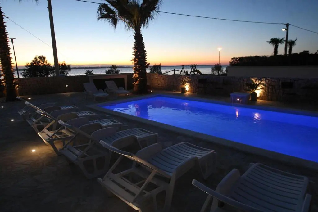 Sea View Apartments Nina - AE1021