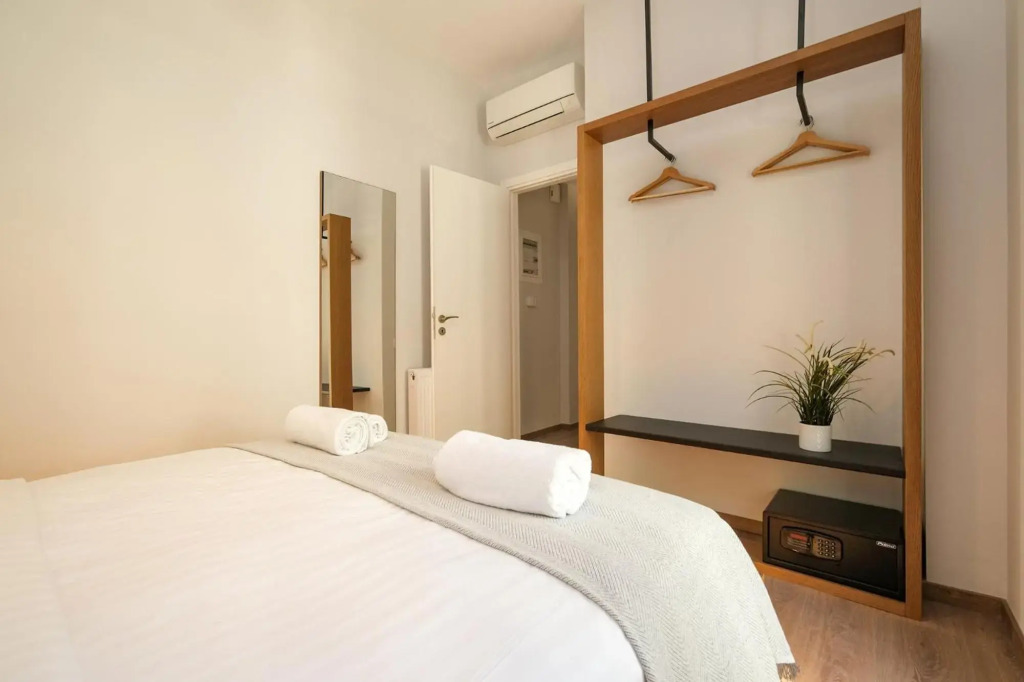 Strefi Hill Suites