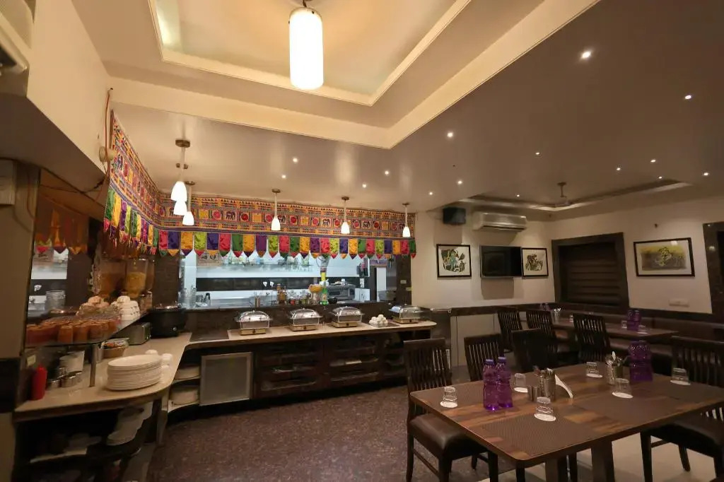 Hotel Vetro Inn