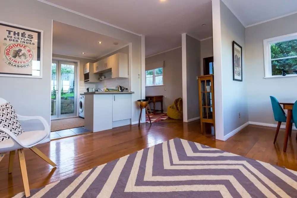 Sunny, Character 2 Bedroom Home - Mission Bay