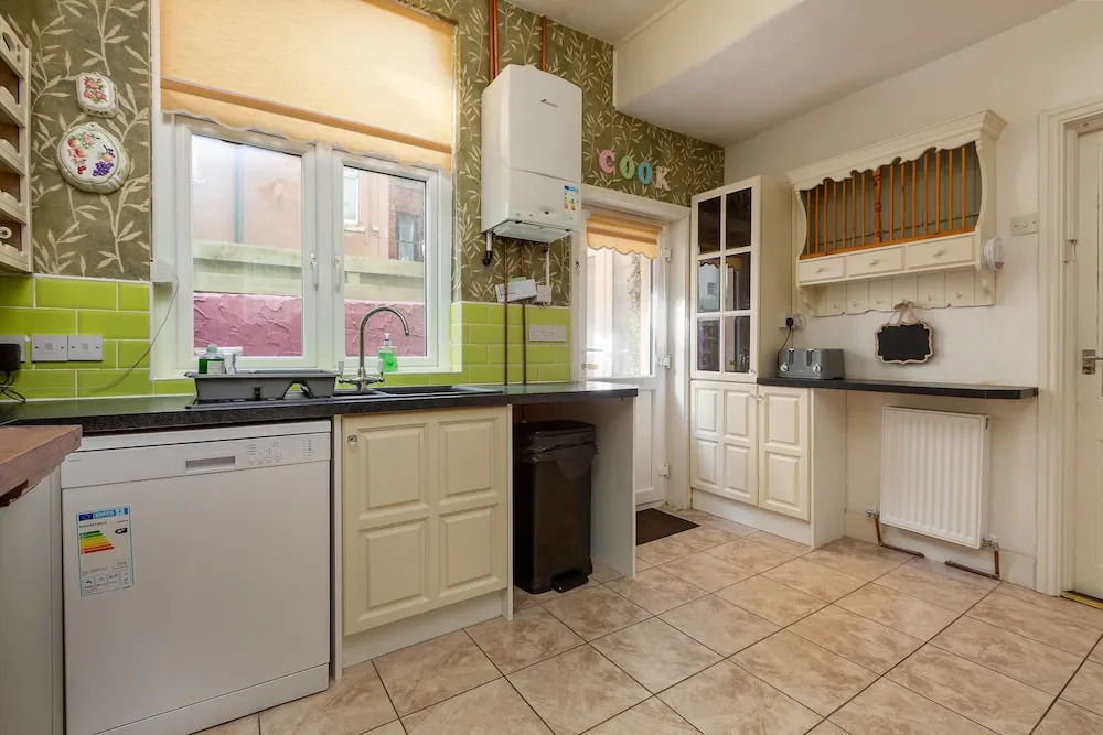 The Bromley Central Holiday Home