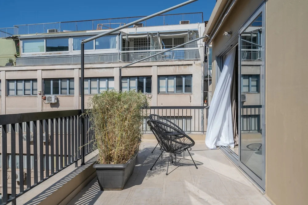 The Artisan Suites