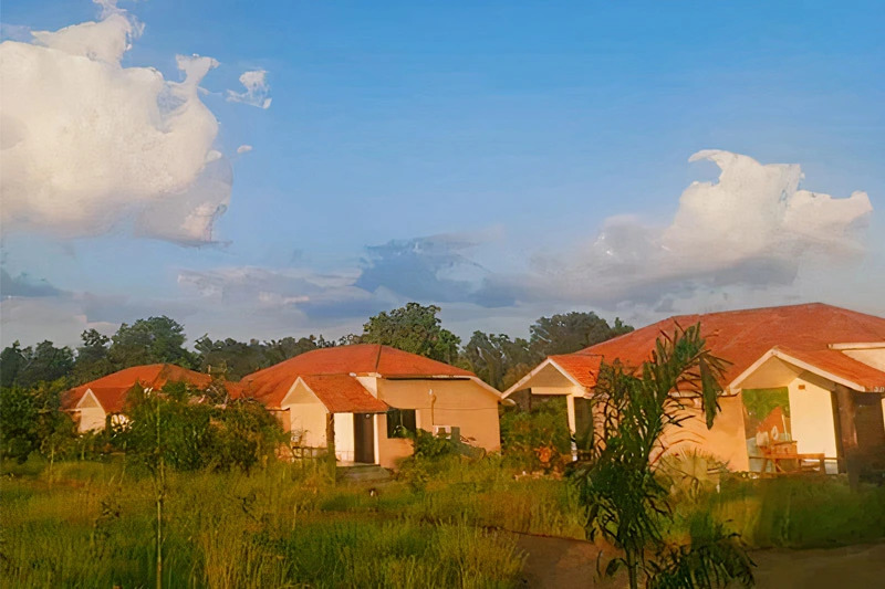 Wowstayz Hotel Shah Villa