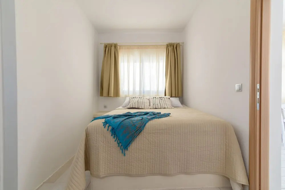 Villa George Santorini