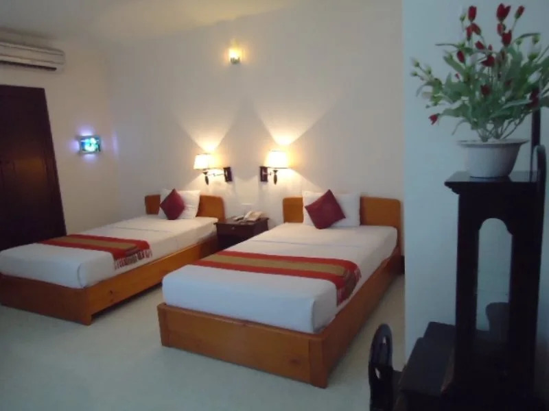 Dong Nam Hotel