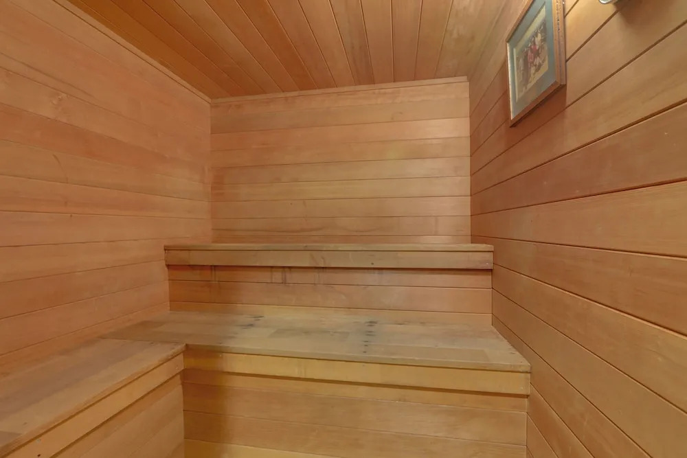 Vail 'treehouse' + Hot Tub, Sauna & Mtn Views