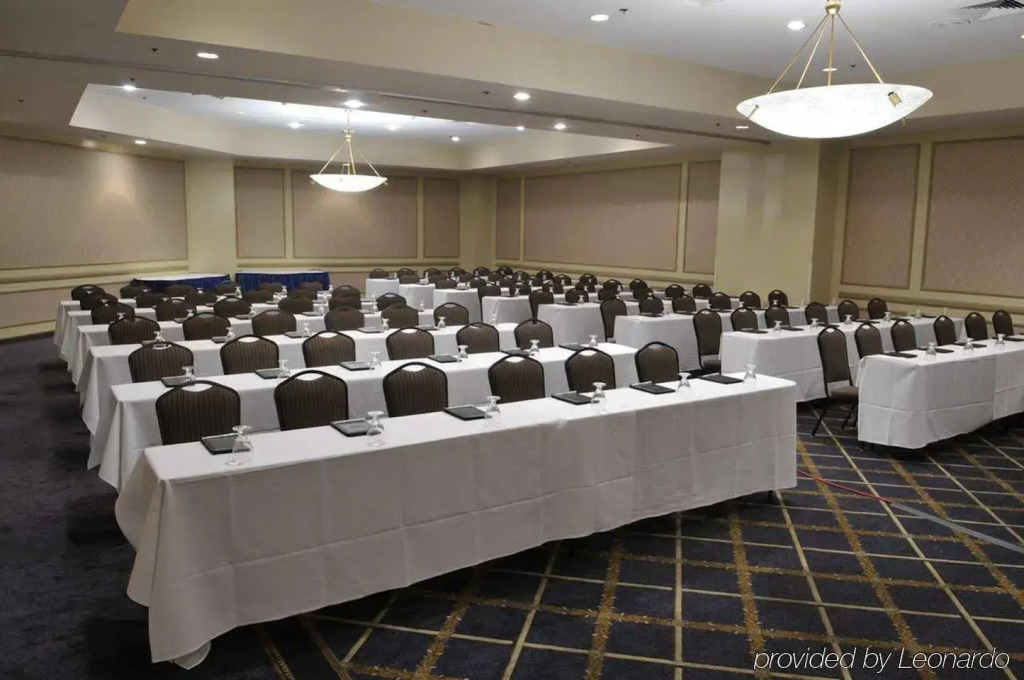 Embassy Suites Detroit - Southfield