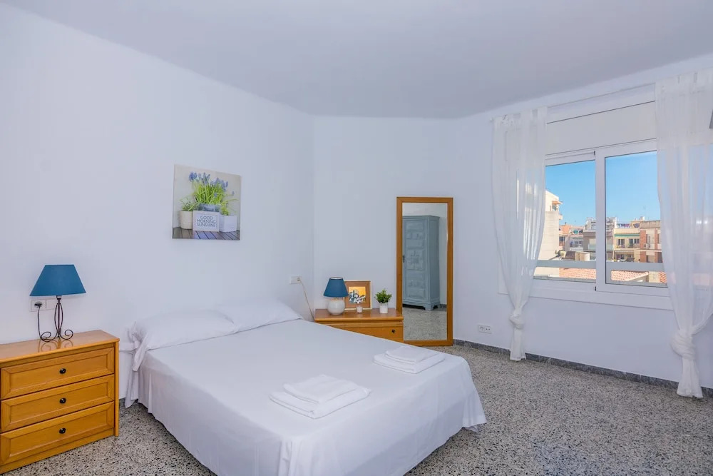 HomeHolidaysRentals Illes