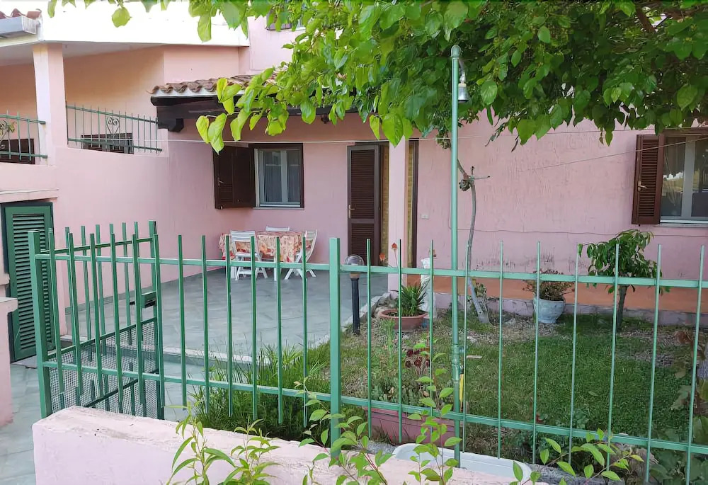 San Teodoro Suaredda Apartments