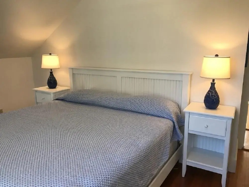 80 Highland Avenue - Three Bedroom House