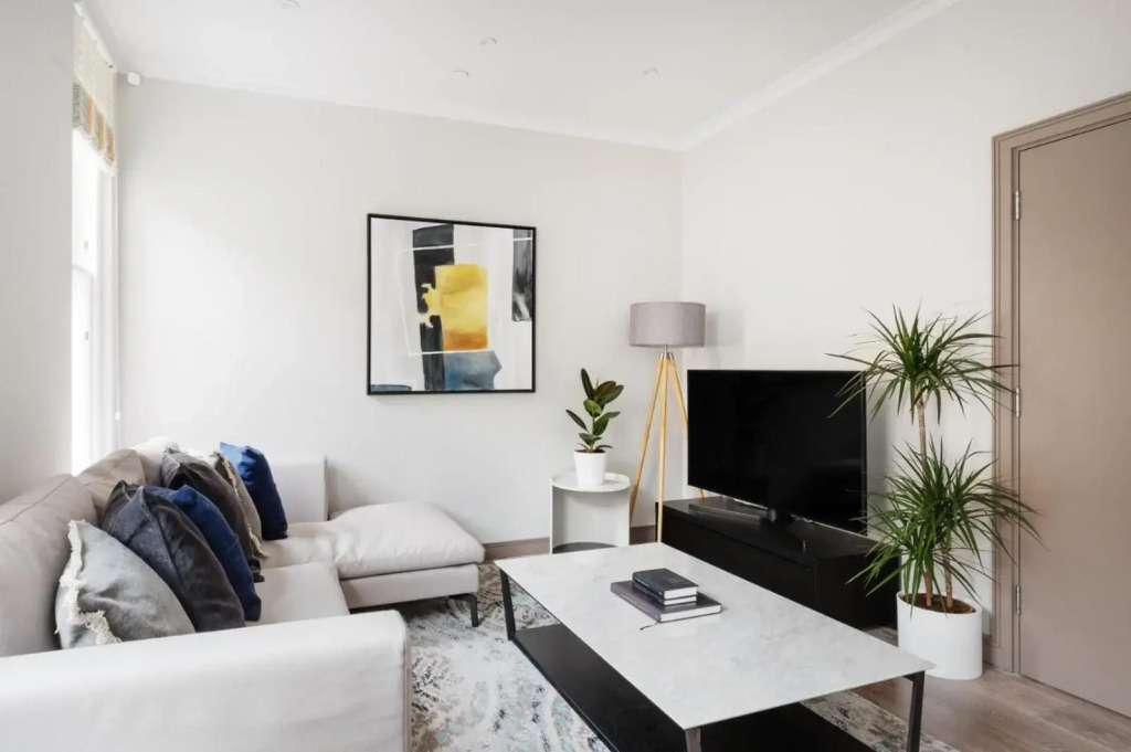 Cosy Two Bedroom Apartment in Holborn