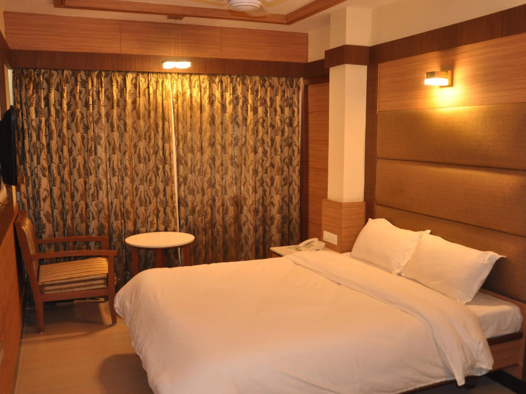 Hotel Sms Grand Inn