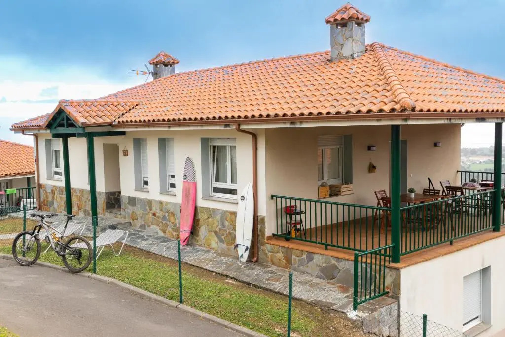 El Gato Gordo - bike & surf house